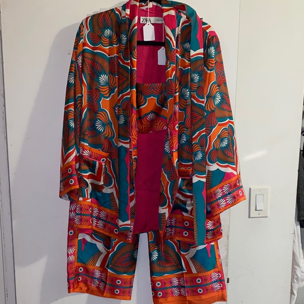 Zara Multicolor Floral Kimono and Shorts Set